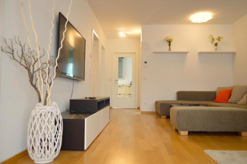 Yeti Lux - Central City Loft - image 18