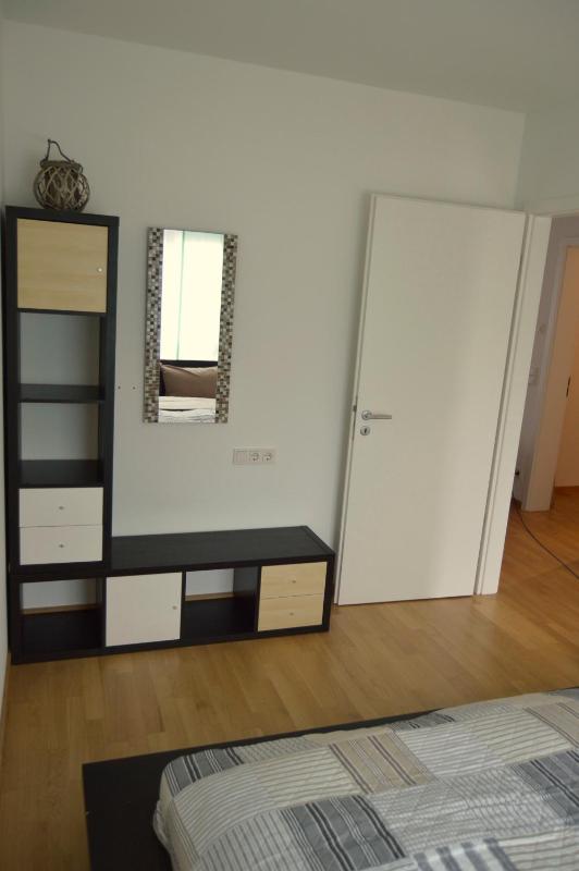 Yeti Lux - Central City Loft - image 8
