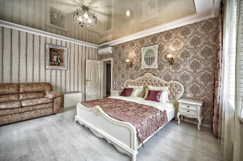 Two-Bedroom Apartment in Old Town - Br. Rohatyntsiv 49 image 2