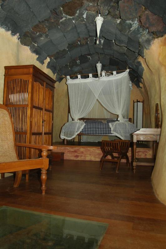 One-Bedroom Cottage with Private Garden and Terrace (3 Adults) image 4