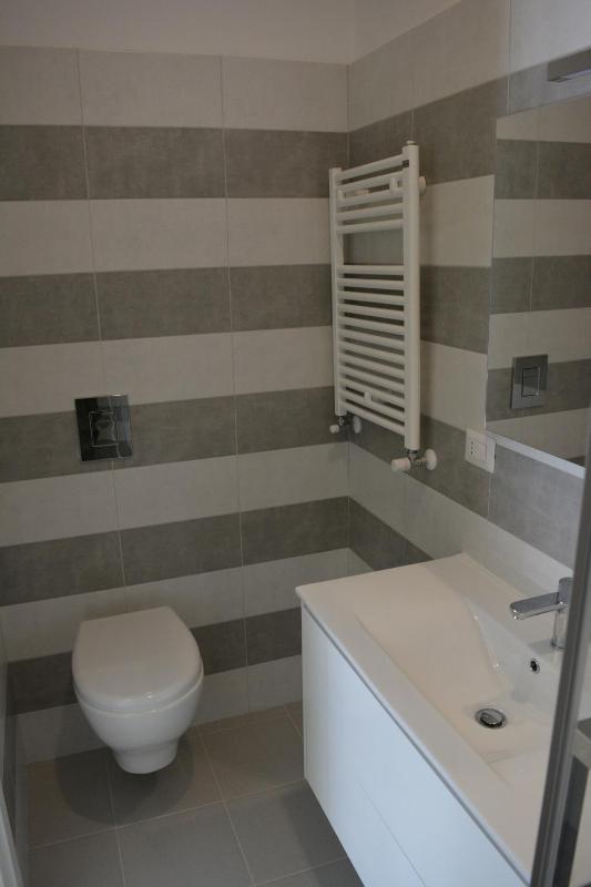 Deluxe Double or Twin Room with Balcony image 3