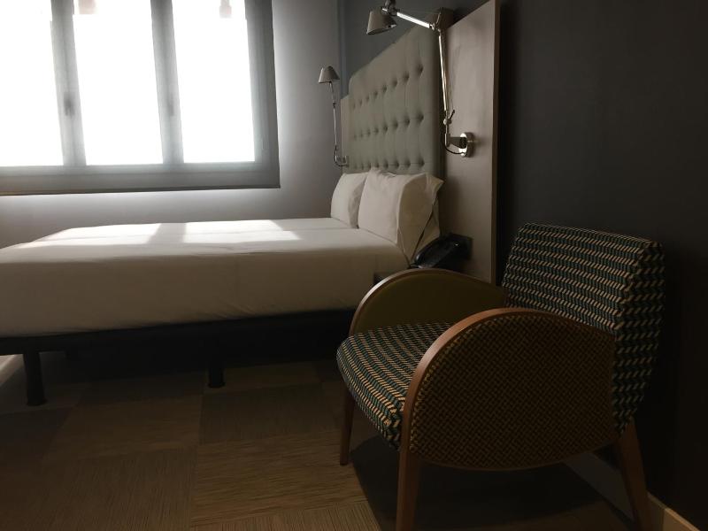 Superior Double Room image 4