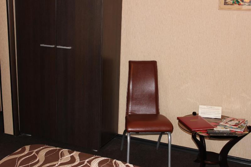 Standard Double Room image 2