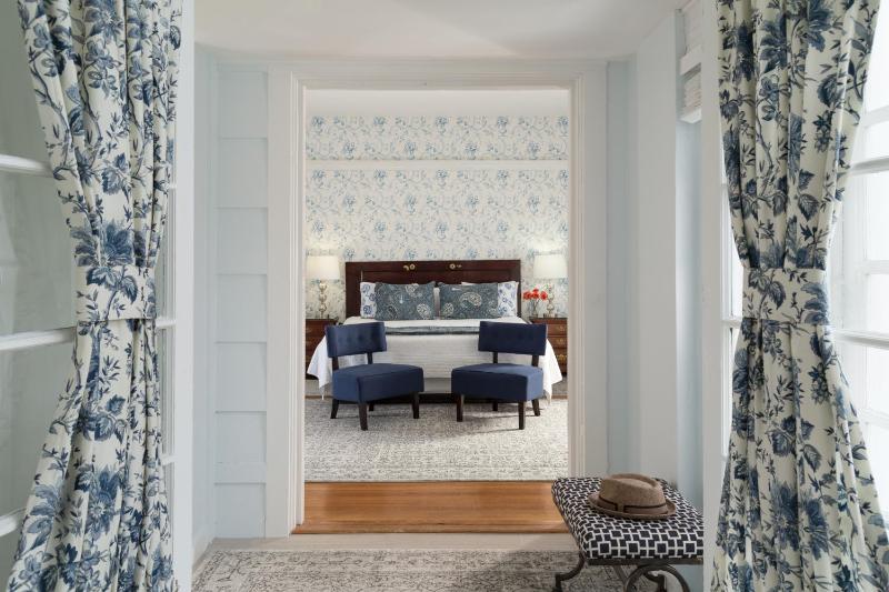 Room 10 - Estate King Room (Disability Access)  image 4