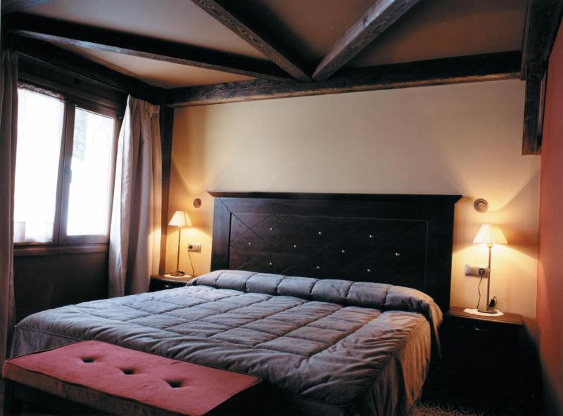 Superior Double Room image 3