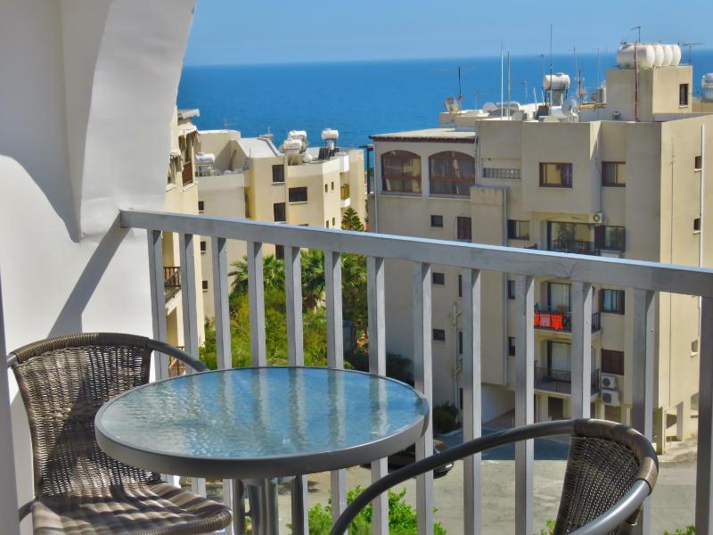 Polyxeni Hotel Apartments - image 14
