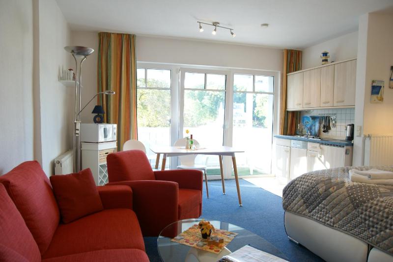 Studio Apartment image 3