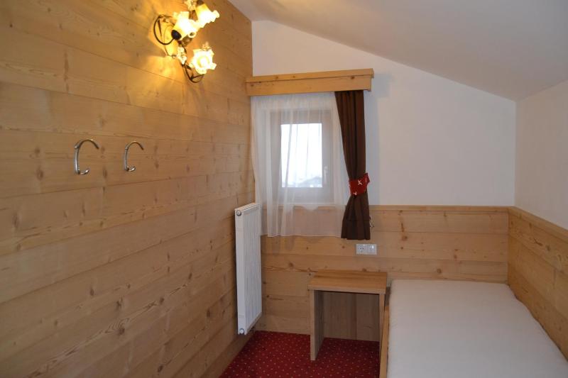 Junior Suite with Balcony image 4