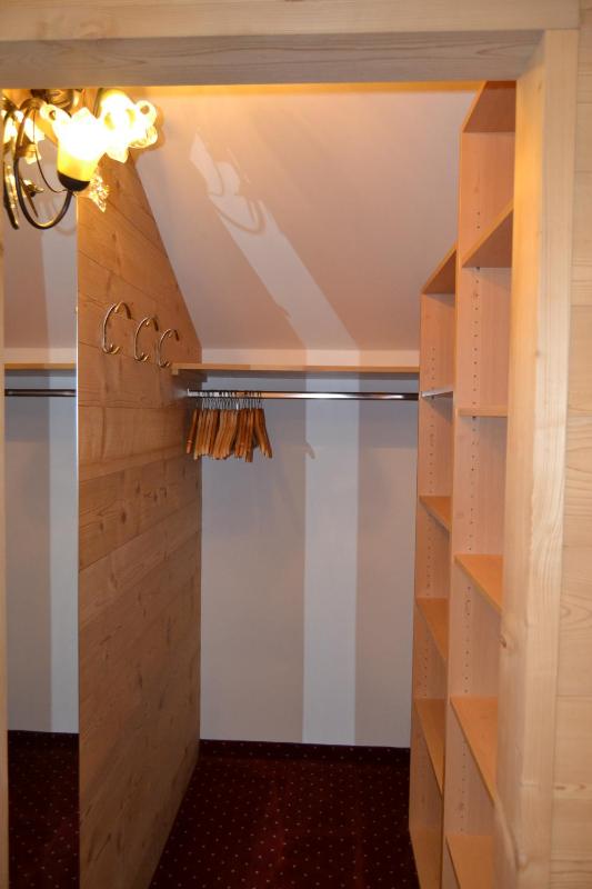 Junior Suite with Balcony image 3