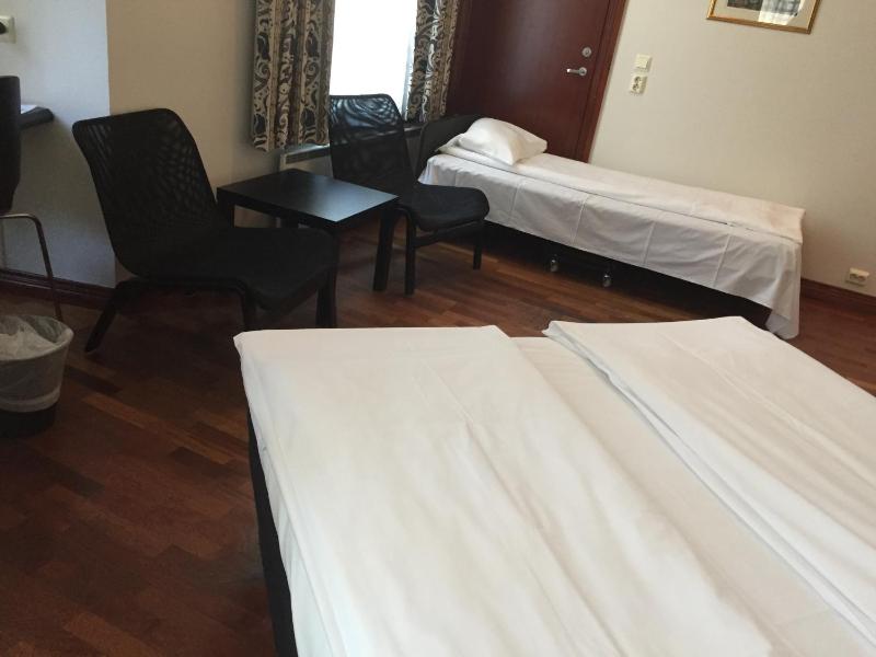 Triple Room image 2