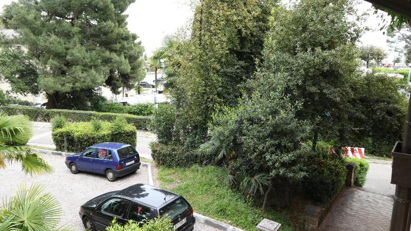 Apartments Ines Komel - image 2