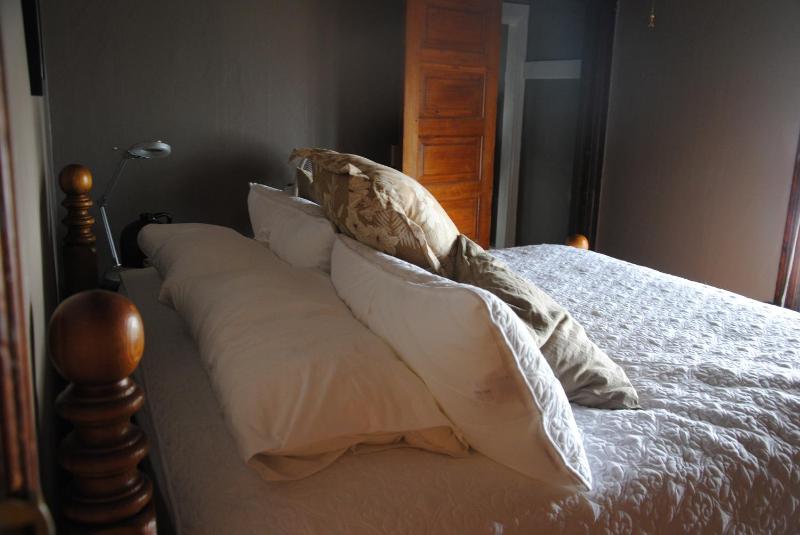 Off Broadway B & B - image 6