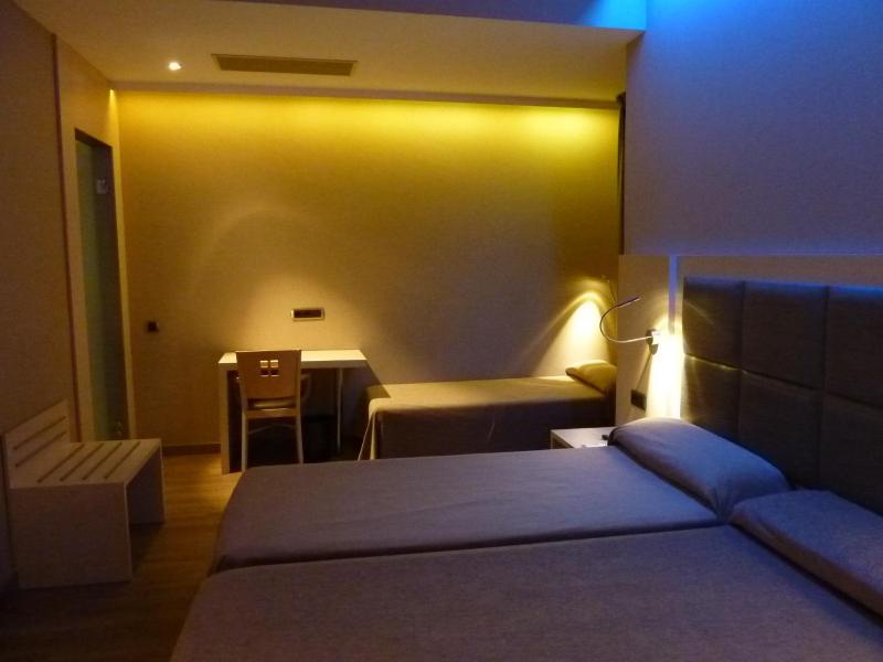 Triple Room image 2