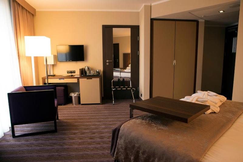 Superior Studio image 4