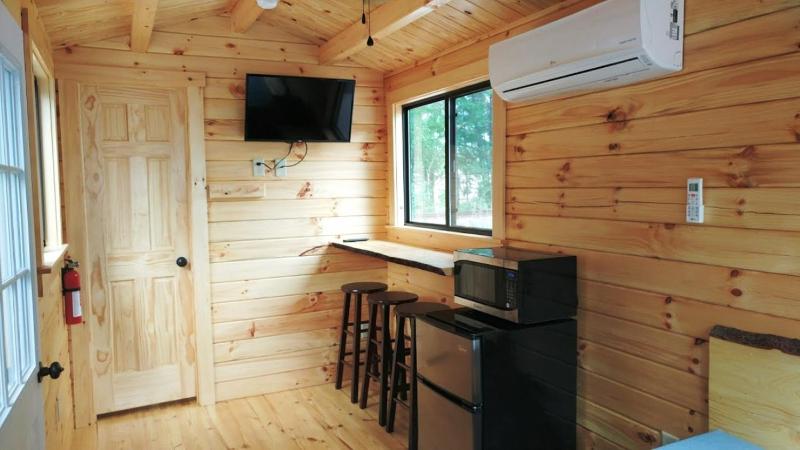 One-Bedroom Chalet image 4