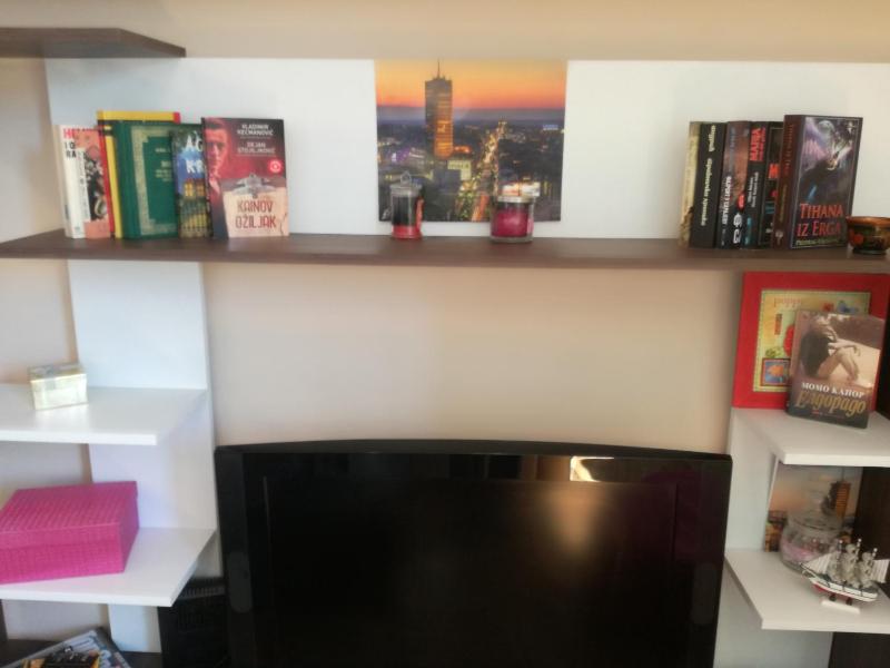 Shumice Apartment - image 11