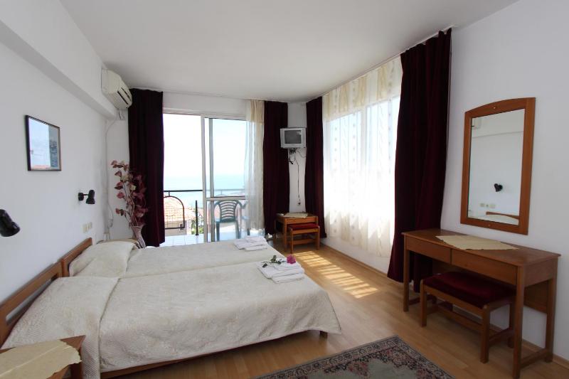 Family Hotel Verona - image 44