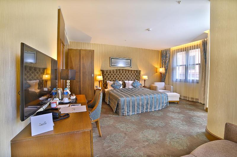 Junior Suite image 3