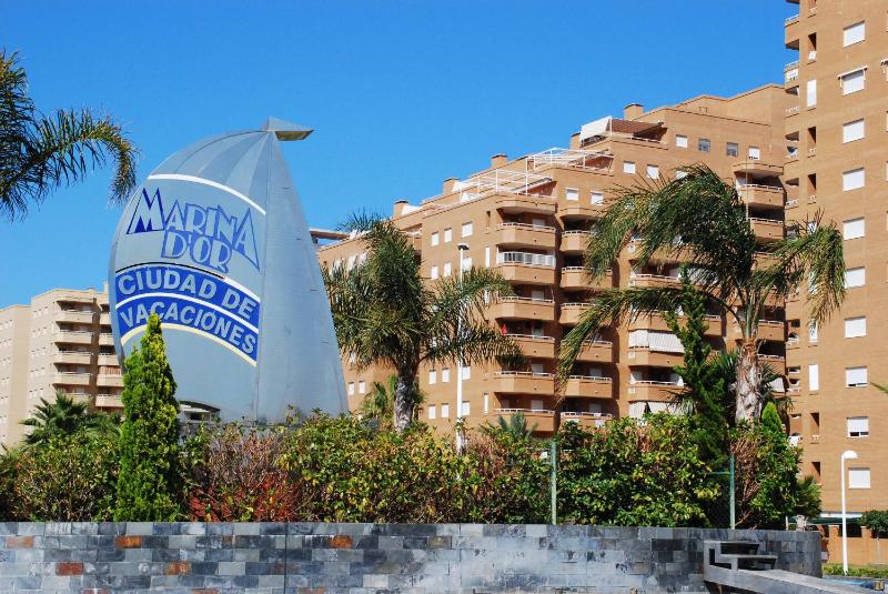Apartamentos Be Suites Primera Linea - image 9