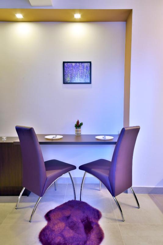 Studio Apartment image 1