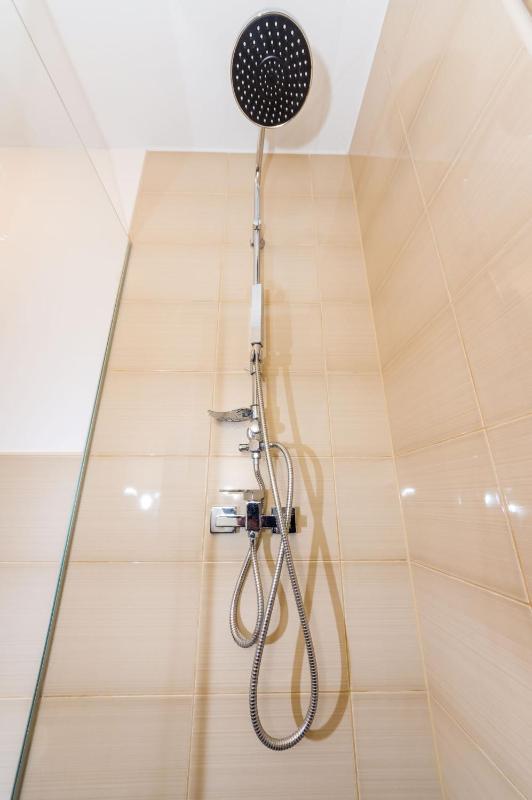 Studio Apartment image 3