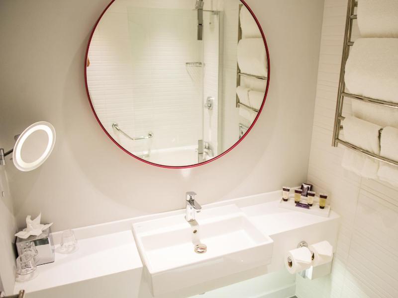 Junior Suite image 2