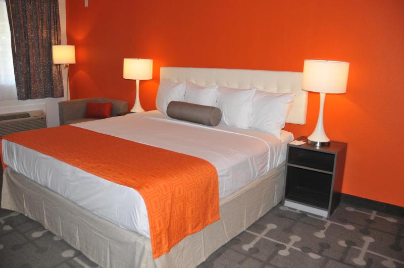 King Room - Disability Access/Non-Smoking image 2