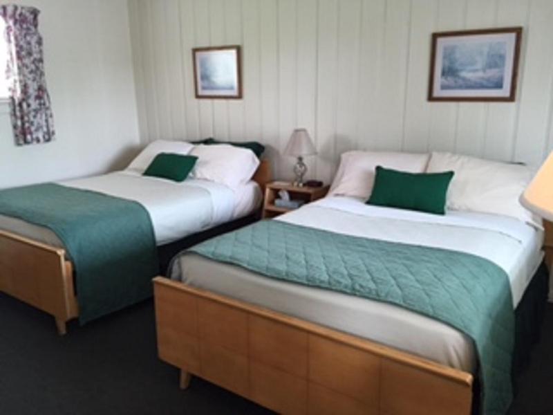 Double Room image 4