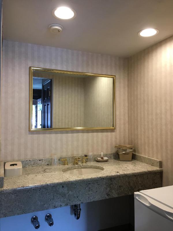 Deluxe Double Room (2 Adults + 1 Child) image 2