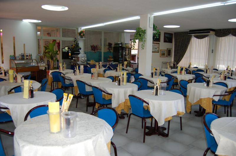 Hotel Anfora - image 37