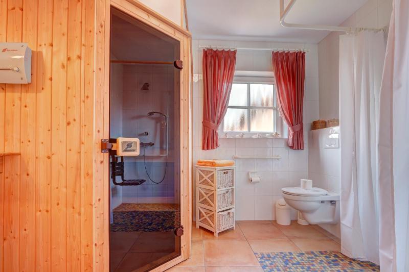 Three-Bedroom House -W47 image 1