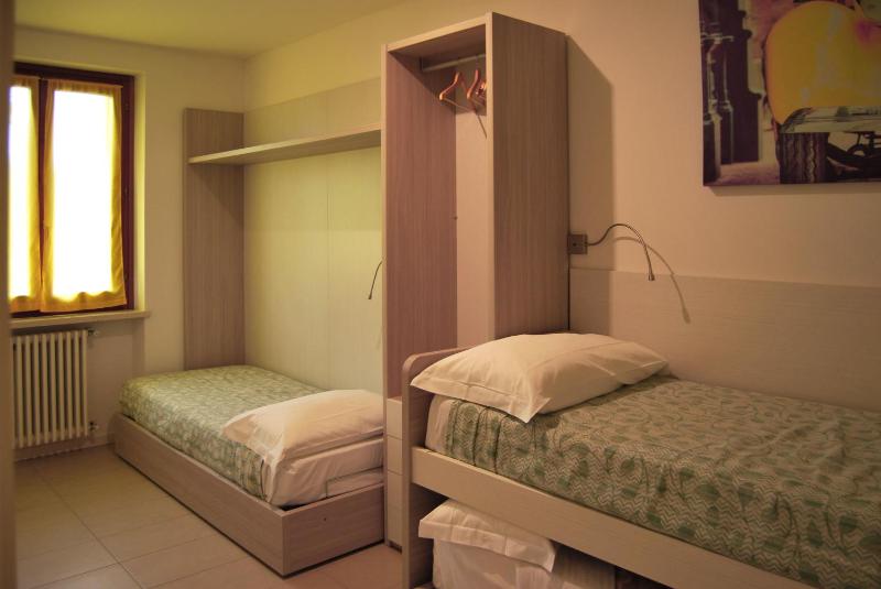 Deluxe Two-Bedroom Apartment with Terrace image 2