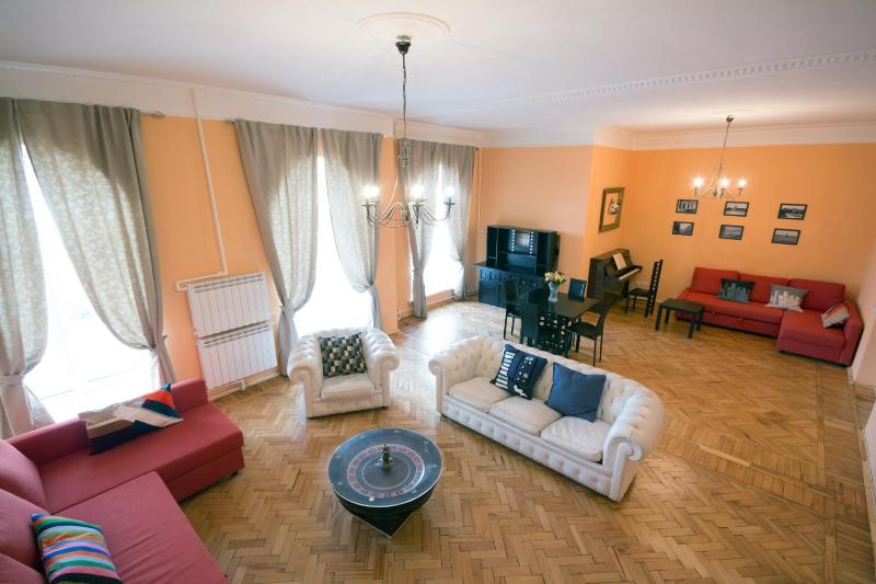 Apartment image 2