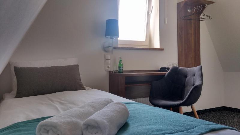 Economy Single Room image 3