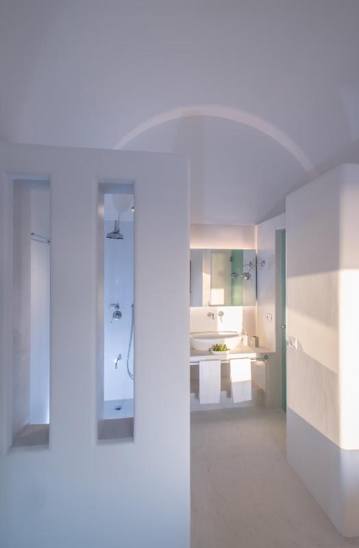 Master Suite with Private Pool and Sea View image 2