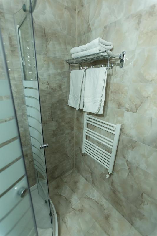 Standard Double Room image 2