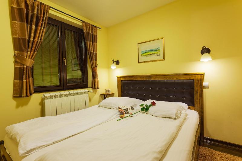 Two-Bedroom Apartment with Terrace image 3