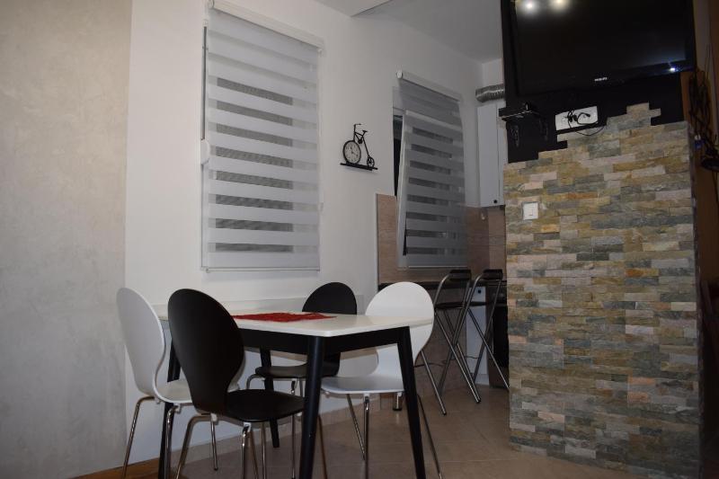 Apartment FINI - image 11