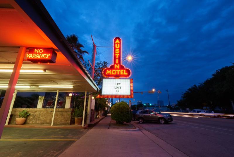 Austin Motel - image 24
