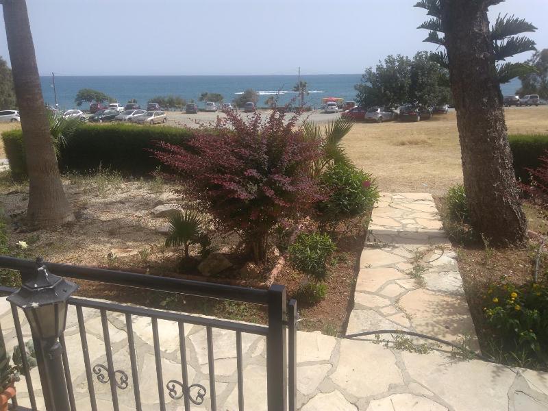 Superior Apartment image 3