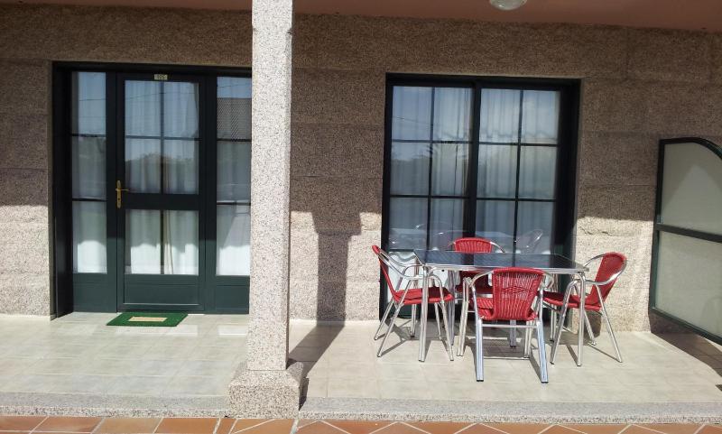 Two-Bedroom Apartment (5 Adults + 1 Child) image 2