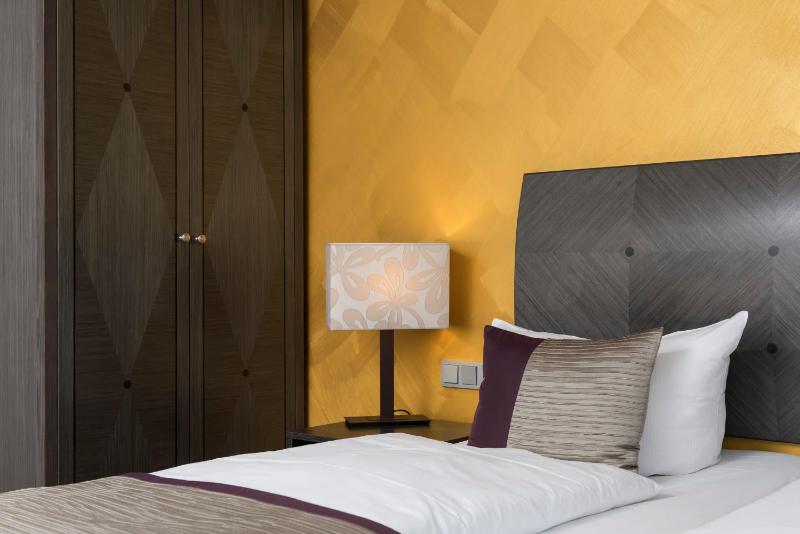Deluxe Single Room image 2