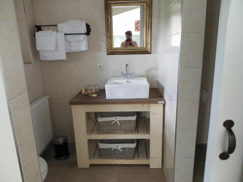 Double or Twin Room with Bathroom image 3