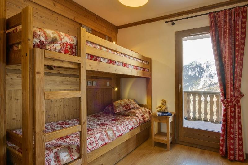 2 Cabin room Apartment (4 Adults + 2 Childrens) with spa access  image 4