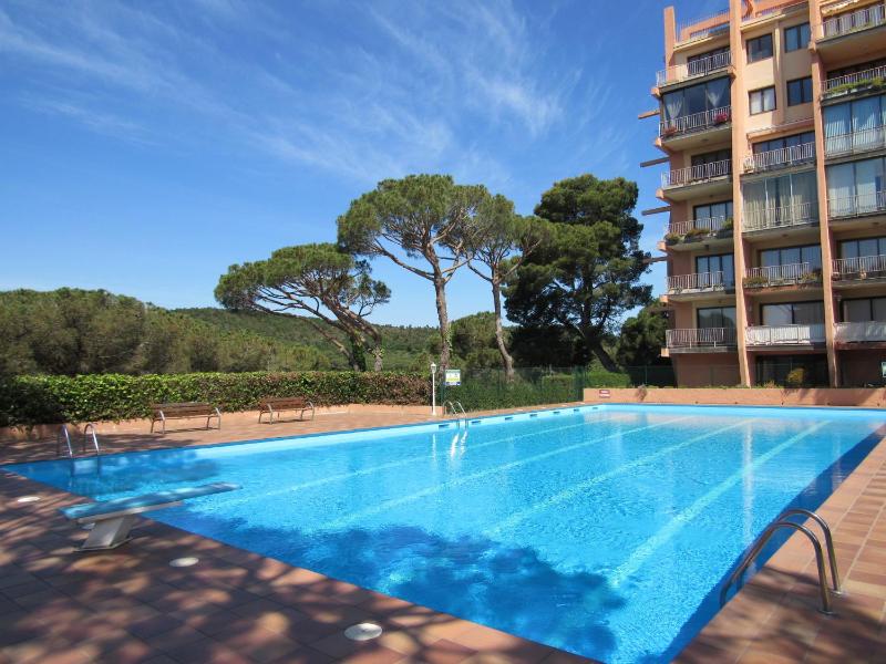 Los Pinos Apartament per 4 persones amb piscina comunitària a l'urbanització Los Pinos - image 18