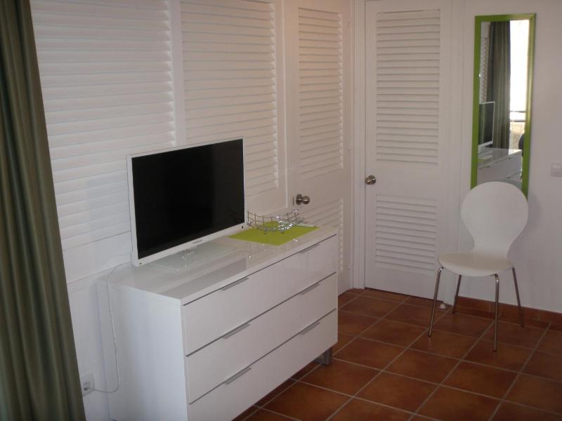 Los Pinos Apartament per 4 persones amb piscina comunitària a l'urbanització Los Pinos - image 19