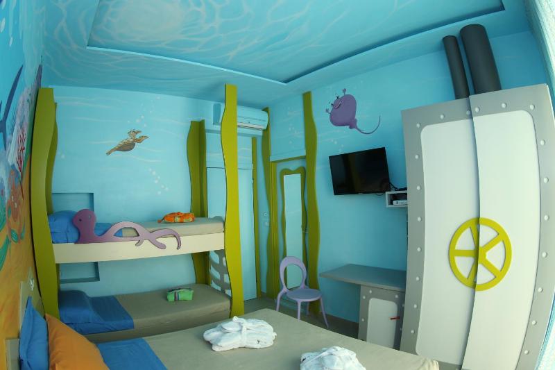 Mini Hotel - image 3