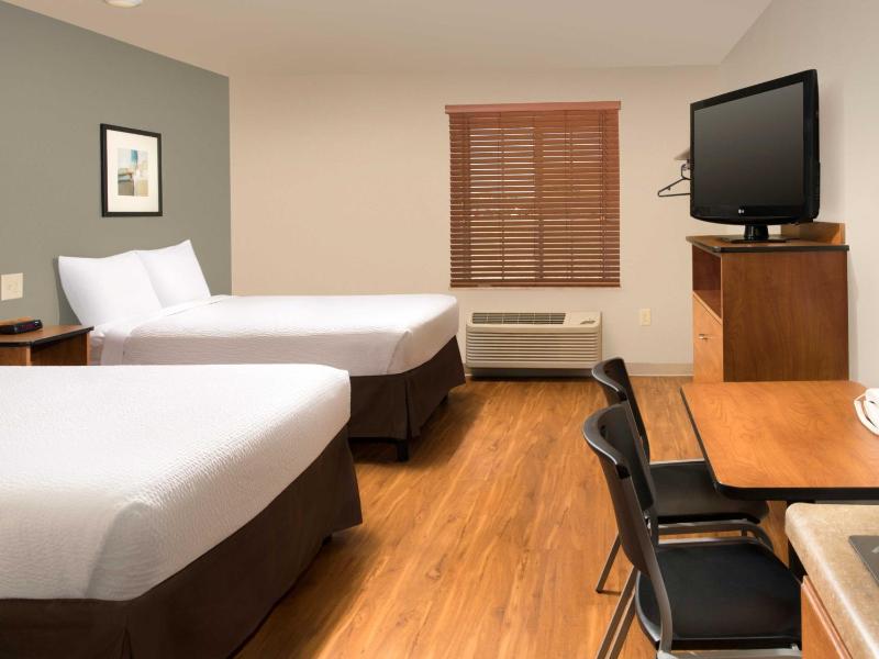 Double Studio with Two Double Beds image 3