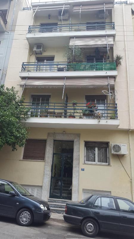 Studio with Street View image 2