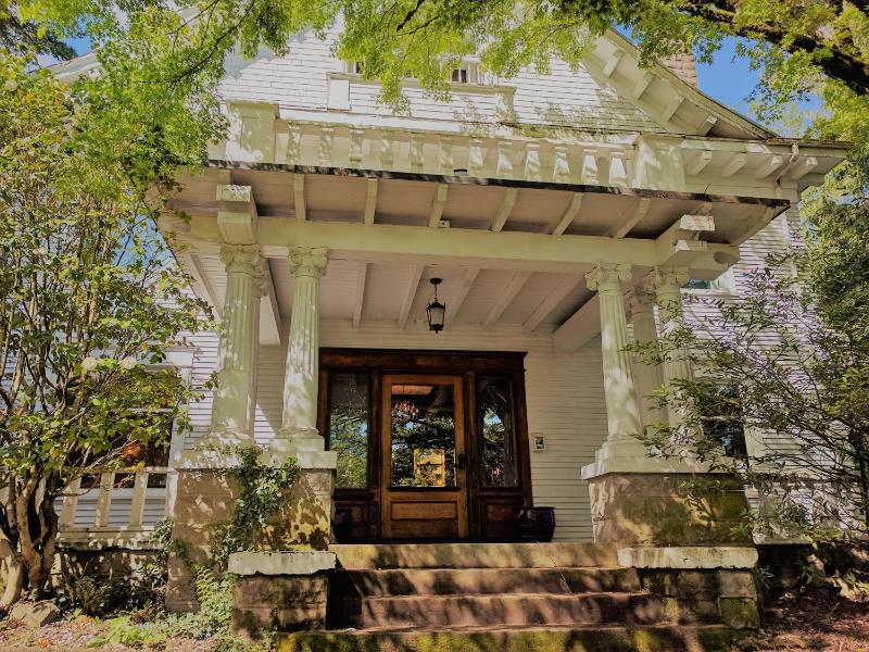 Evermore Guesthouse - image 1